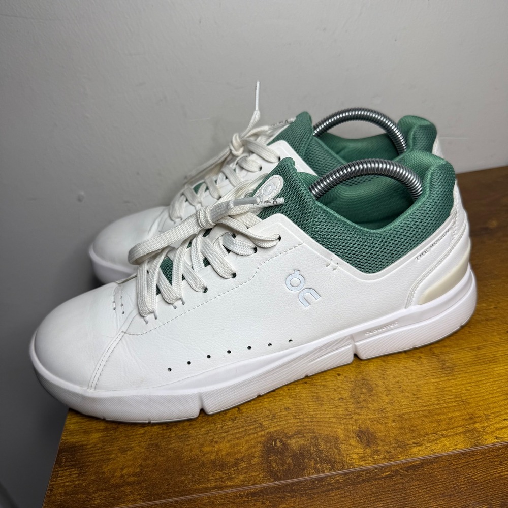 On Cloud Running The Roger Advantage Tennis Shoes Mens Size 9 White Green